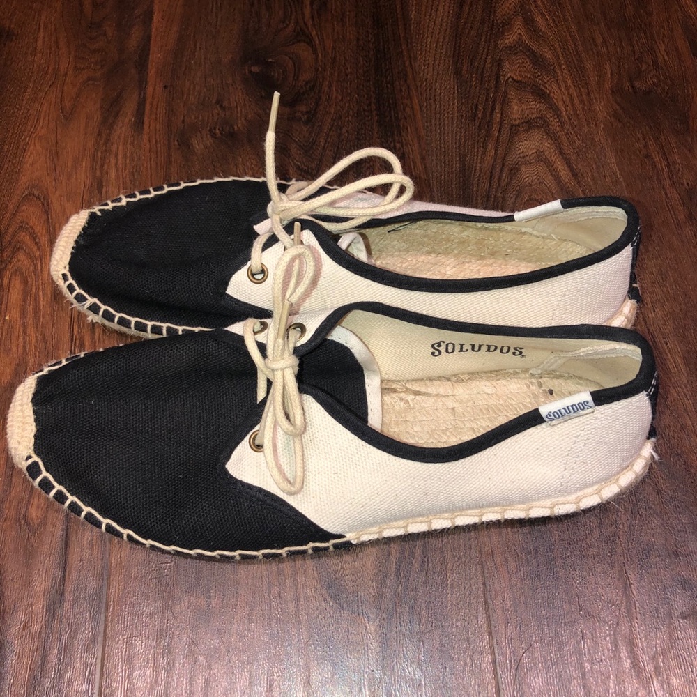 SOLUDOS black and cream espadrilles size 9